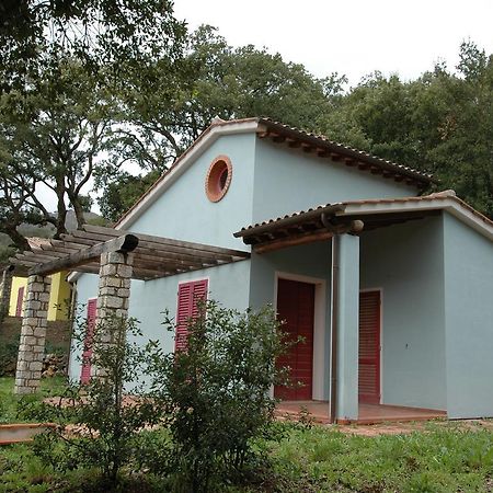 Villaggio Di Mezzo Ortano ริโอมารินา ห้อง รูปภาพ