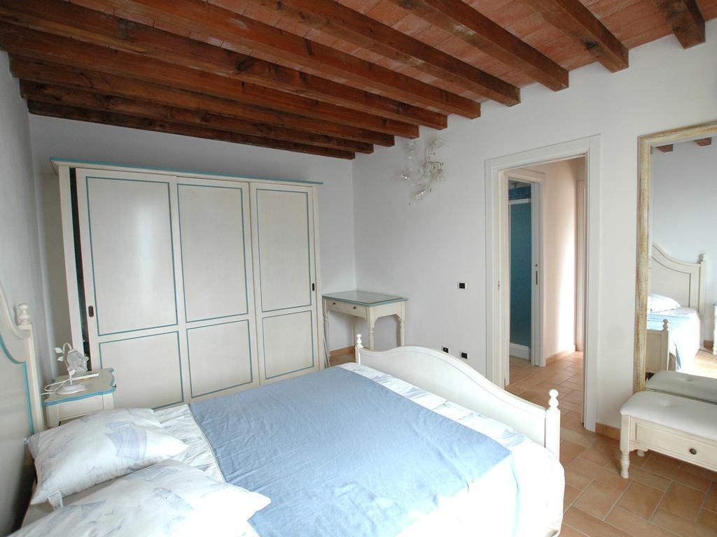Villaggio Di Mezzo Ortano ริโอมารินา ห้อง รูปภาพ