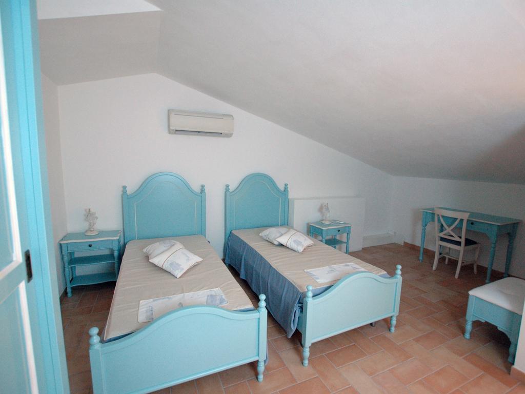 Villaggio Di Mezzo Ortano ริโอมารินา ห้อง รูปภาพ